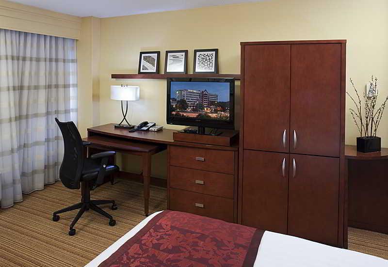 คอร์ตยาร์ด อเล็กซานเดรีย โอลด์ทาวน์/เซาท์เวสต์ Hotel ภายนอก รูปภาพ