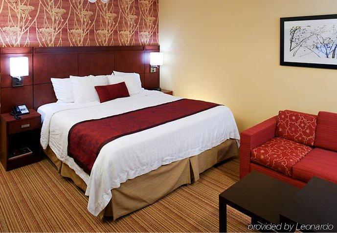 คอร์ตยาร์ด อเล็กซานเดรีย โอลด์ทาวน์/เซาท์เวสต์ Hotel ภายนอก รูปภาพ